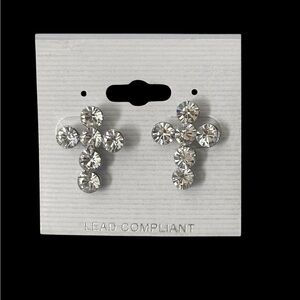 CRYSTAL CROSS Stud Earrings in Silver NWT‎